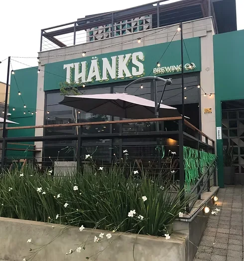 c0f9ef_03cda6da18e9419a9da7245437750b52~mv2